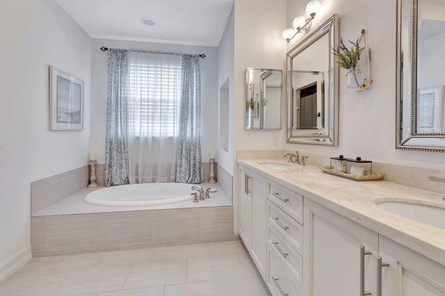 147 N Cannery Row Cir, Condo with 3 bedrooms, 4 bathrooms and null parking in Delray Beach FL | Image 27