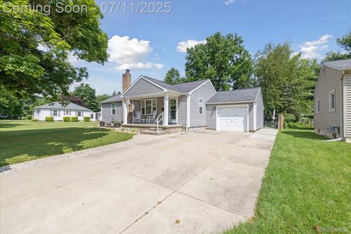 1338 W King St, Owosso, MI, 48867-2152 | Card Image