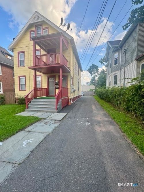 2-19 Warner St, Hartford, CT, 06114-1347 | Card Image