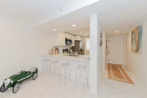 203-2301 Marina Isle Way, Jupiter, FL, 33477-9437 | Card Image