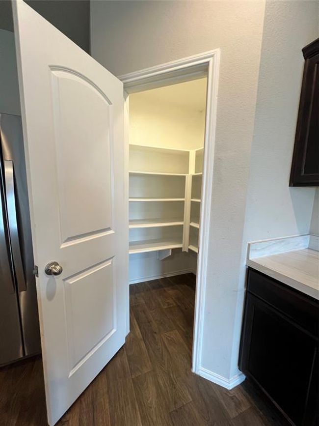Spacious pantry | Image 17