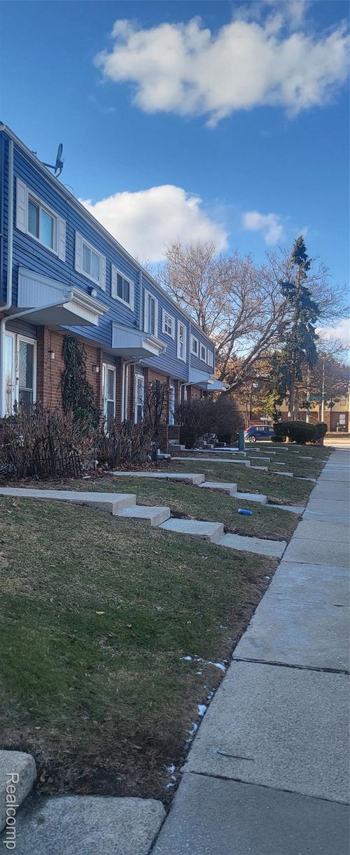 719 Mcdougall St, Detroit, MI, 48207-3981 | Card Image