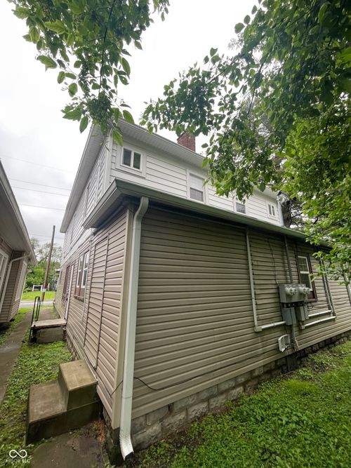 b-3121 E Michigan St, Indianapolis, IN, 46201-3315 | Card Image