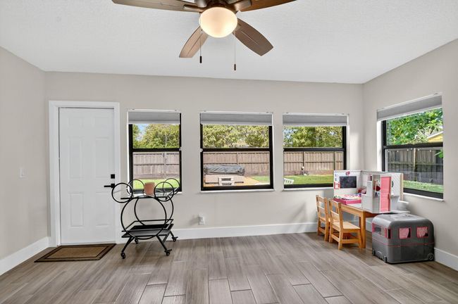 735 La Costa Way, House other with 3 bedrooms, 2 bathrooms and null parking in Lantana FL | Image 19