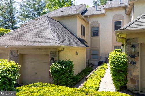11 Red Oak Dr, ELKINS PARK, PA, 19027-1337 | Card Image