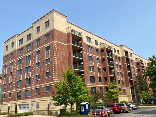 apt-401-11 S Wille St, Mount Prospect, IL, 60056-3151 | Card Image