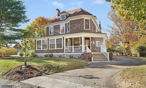 510 Center St, Hackettstown, NJ, 07840-1104 | Card Image