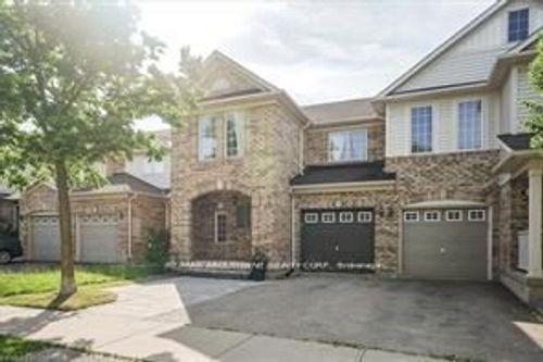 3166 Stornoway Cir, Oakville, ON, L6M5H8 | Card Image