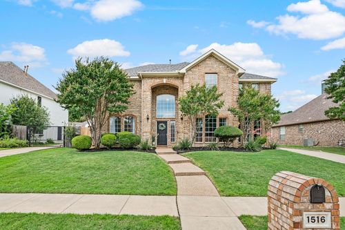 1516 Heather Ln, Keller, TX, 76248-8200 | Card Image