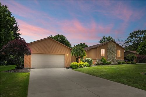 354 Shadywood Dr, Dayton, OH, 45415-1243 | Card Image