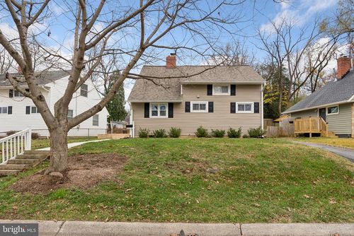 5716 Crawford Dr, ROCKVILLE, MD, 20851-1808 | Card Image