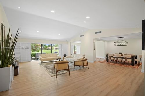 apt-29-3650 N 36th Ave, Hollywood, FL, 33021-2556 | Card Image