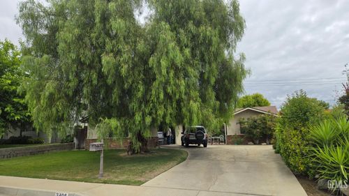3408 Timberline St, Bakersfield, CA, 93308-1353 | Card Image