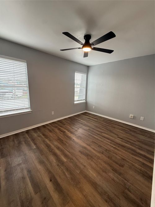 2742 Saint George Pl, Arlington, TX, 76015-1111 | Card Image