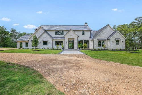 770 S Weyand Rd, Round Top, TX, 78954 | Card Image
