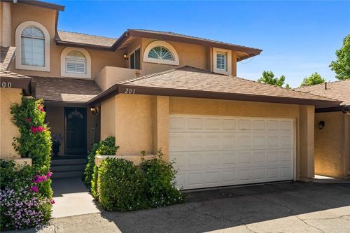 201-22914 Banyan Pl, Santa Clarita, CA, 91390-4048 | Card Image