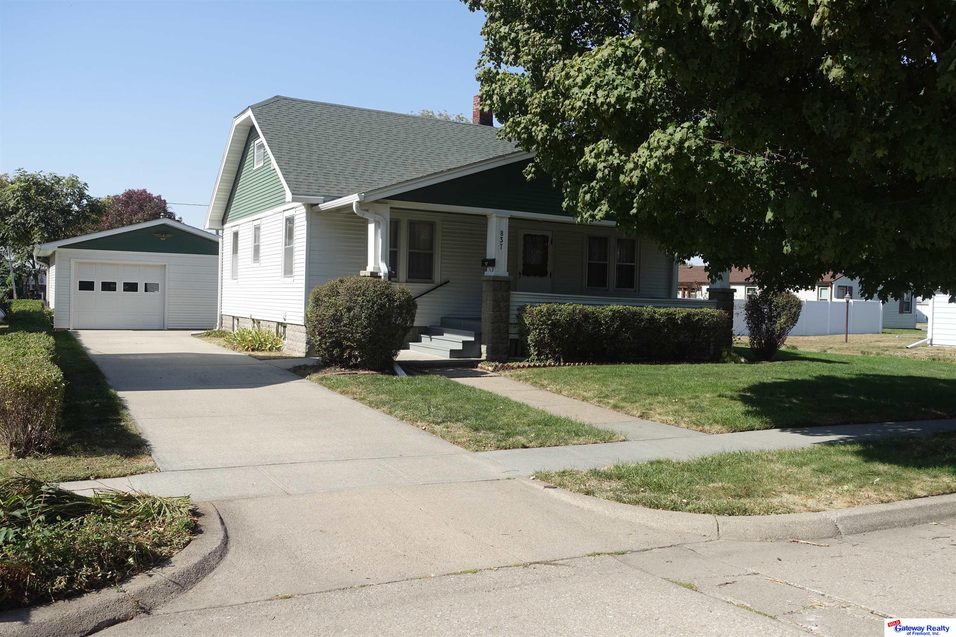 Hancock St, Fremont, NE 68025