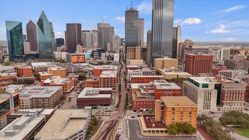 206-509 Elm St, Dallas, TX, 75202-3327 | Card Image