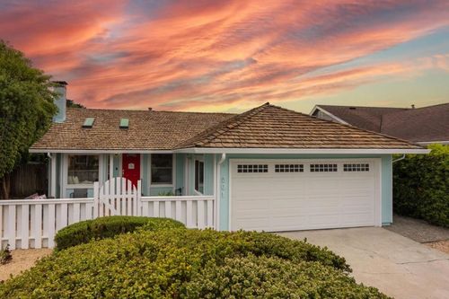 201 Bridgeport Dr, Half Moon Bay, CA, 94019-4238 | Card Image