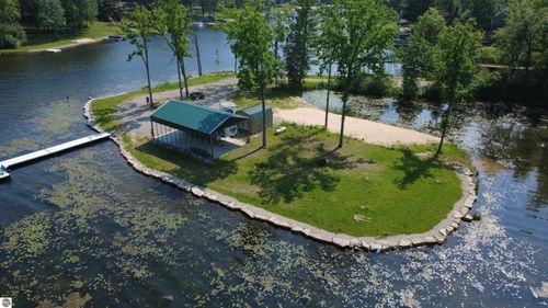 1872 Indianwood Trl, West Branch, MI, 48661-9731 | Card Image