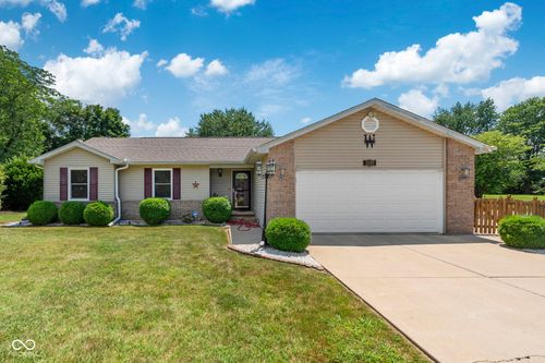 1044 Miller St, Clinton, IN, 47842-1449 | Card Image