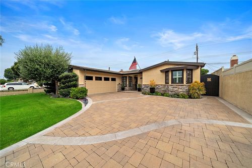 9693 Toucan Ave, Fountain Valley, CA, 92708-5871 | Card Image