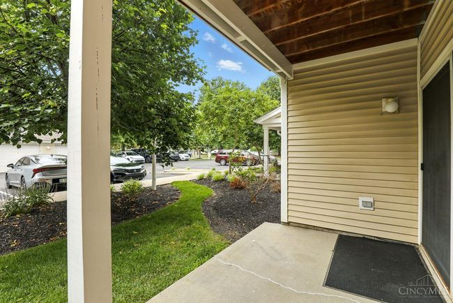 710 Carrington Pl, Condo with 2 bedrooms, 2 bathrooms and null parking in Loveland OH | Image 29