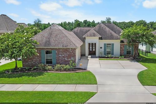 17036 Bentons Ferry Ave, Greenwell Springs, LA, 70739-5762 | Card Image