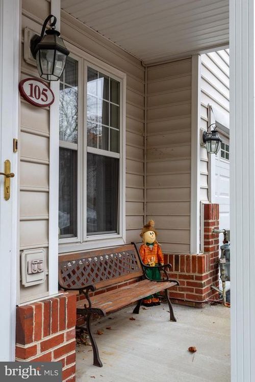 105 Yorktown Ct, MALVERN, PA, 19355-8514 | Card Image