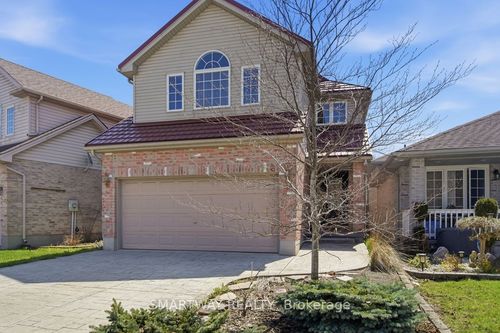 646 Ridgeview Dr, London, ON, N5Y5T8 | Card Image