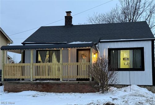 1522 Mapledale Rd, Wickliffe, OH, 44092-1023 | Card Image