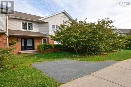 69 Amin Street, Bedford, NS, B4A4B8 | Card Image