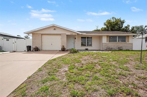 8018 Valmy Ln, PORT RICHEY, FL, 34668-4046 | Card Image