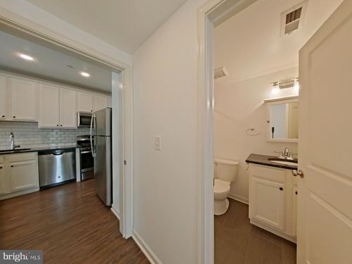 402-6619 Ridge Ave, PHILADELPHIA, PA, 19128-2477 | Card Image