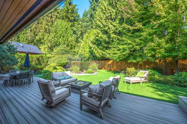 1138 Ridgewood Drive, House other with 6 bedrooms, 5 bathrooms and 4 parking in North Vancouver BC | Image 4