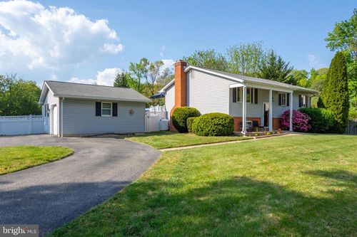 3542 Loch Haven Dr, EDGEWATER, MD, 21037-3309 | Card Image