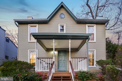 6711 Poplar Ave, TAKOMA PARK, MD, 20912-4809 | Card Image