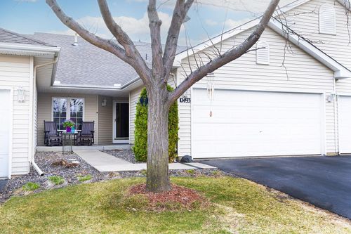 10493 182nd Ave Nw, Elk River, MN, 55330-4572 | Card Image