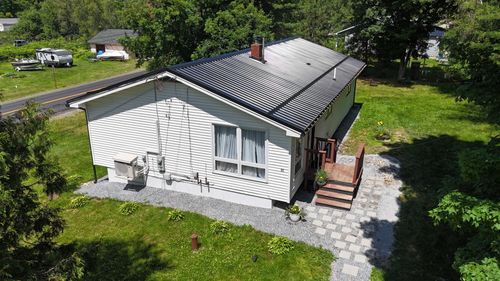 166 Kelley Rd, Orono, ME, 04473-3418 | Card Image