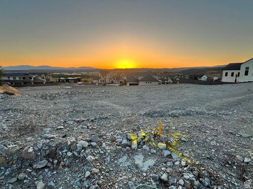 1238 S Indian Knolls Dr, Washington, UT, 84780-3751 | Card Image