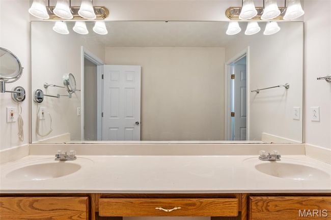 Bathroom with vanity | Image 16