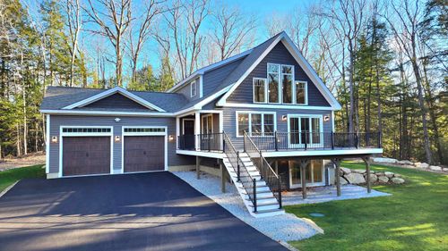 21 Ellis Ridge Rd, Glen, NH, 03838-6423 | Card Image