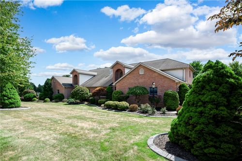 b-120 Blossom Dr, Butler, PA, 16001 | Card Image