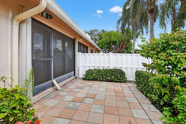 8129 Springtree Rd, Condo with 2 bedrooms, 2 bathrooms and null parking in Boca Raton FL | Image 30