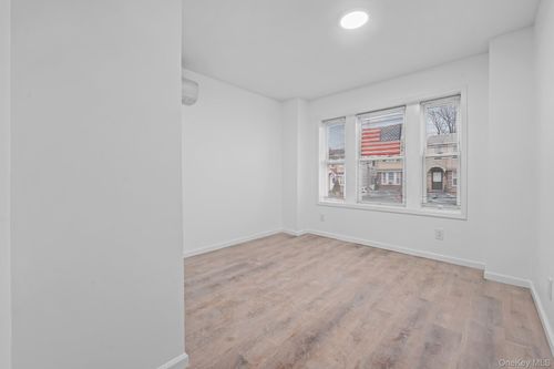 5844 Fresh Pond Rd, Maspeth, NY, 11378-2819 | Card Image