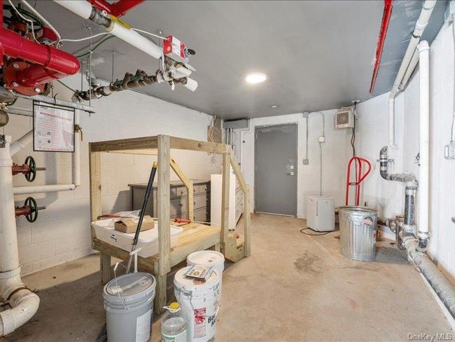 156 Beach 5 Th St, Home with 0 bedrooms, 1 bathrooms and null parking in Far Rockaway NY | Image 48