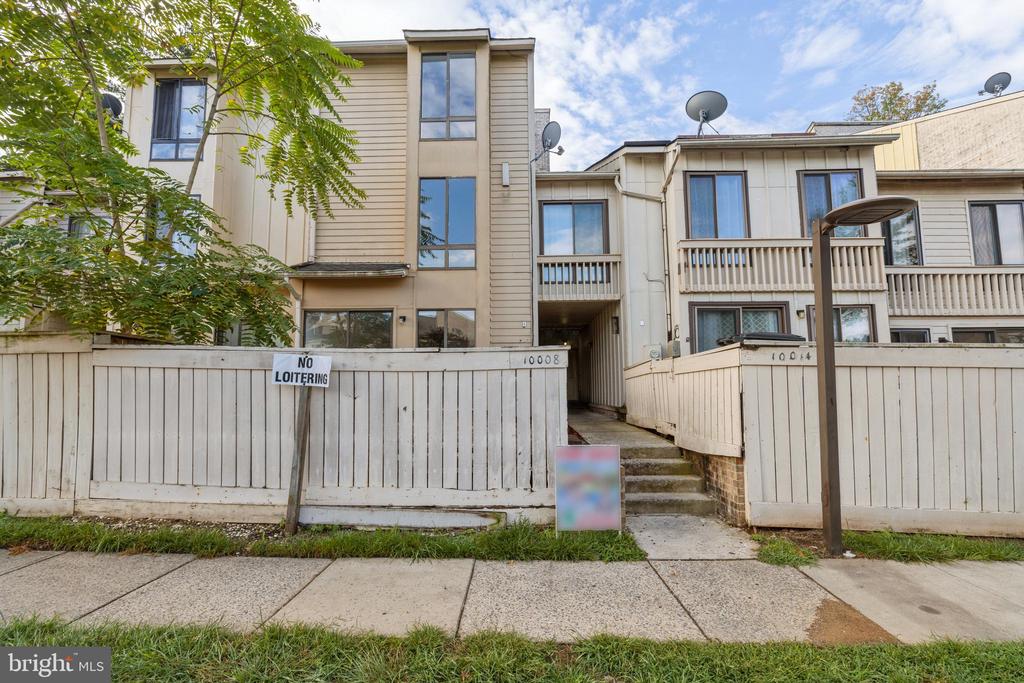 Ridgeline Dr, Montgomery Village, MD 20886