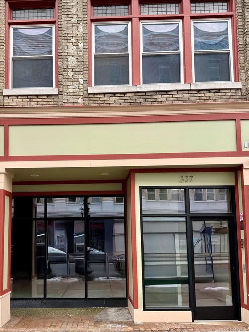 apt-2f-337 Main St, Poughkeepsie, NY, 12601-2986 | Card Image