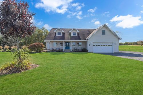 233 Tomlinson Run Church Rd, Georgetown, PA, 15043-1007 | Card Image