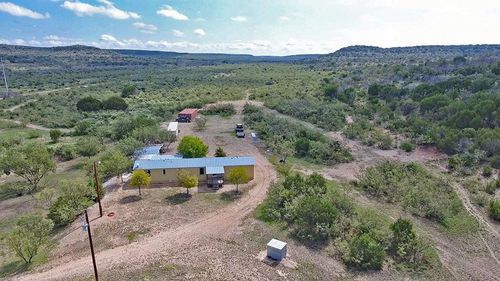 935 Ranch House Rd, Ozona, TX, 76943 | Card Image